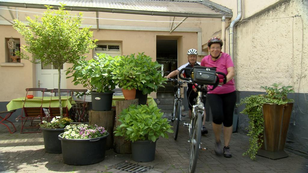 Hotel Gaestehaus Priester Limburg an der Lahn Exterior foto